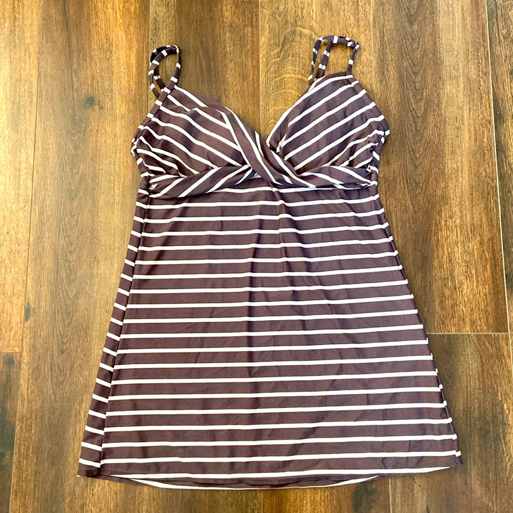 Merona Gray with White stripe Tankini Size XL.